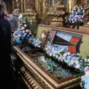 Онлайн-Духовність: Об'єднання вірян у молитві та пам'яті в часи війни