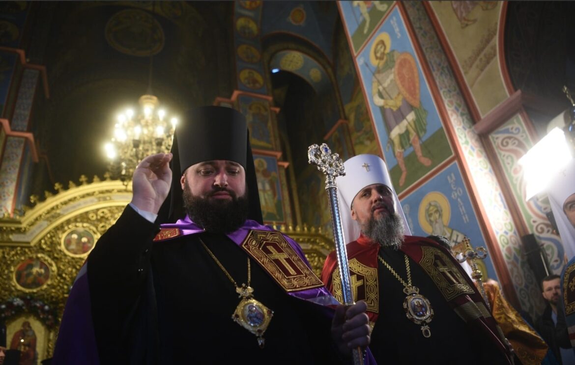 Урочистий Молебень та Представлення Нового Керівника Чернівецької Єпархії УПЦ (ПЦУ)