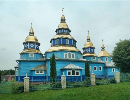 Історична Трансформація: Село Бронники Приєдналося до ПЦУ