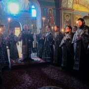 Мале повечір’я та Пасія: Блаженнійший Митрополит Епіфаній очолив вечірнє богослужіння в Київському кафедральному соборі