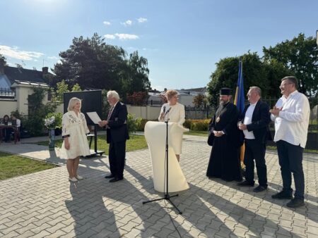 Культурно-духовний захід у Луцьку: вшанування професіоналізму та милосердя