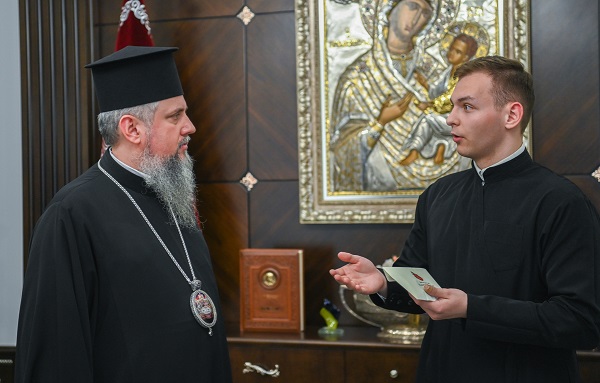 Блаженніший Митрополит Епіфаній підтримав студентів у волонтерських ініціативах