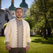 Ігумен монастиря на Афоні вітає митрополита Олександра з Воскресінням