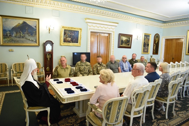День Конституції з Патріархом Філаретом: нагородження героїв України