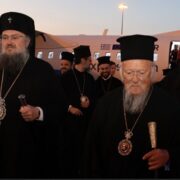 Громада Нових Безрадичів обирає Православну Церкву України