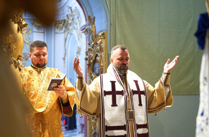 Проповідь єпископа Михаїла у день Всіх святих землі Української: життя за Христовими заповідями