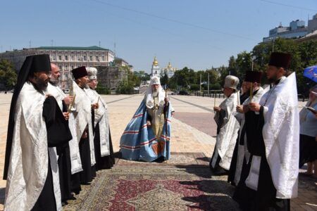 Пам’ять Патріарха Володимира вшанували на Софійській площі