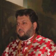 Духовна та гуманітарна допомога від священиків Дніпровської єпархії мешканцям Нікополя
