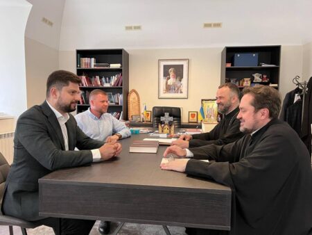 Примирення та єдність: нардеп Олександр Качура зустрівся з представниками Вселенського Патріархату