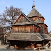 Здвиженська Церква XVIII століття відкриє двері для ПЦУ та українських молитов