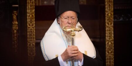Проповідь надії та вдячності: Вселенський Патріарх Варфоломій у церкві Святої Параскевії