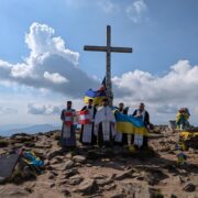 Духовенство Свято-Михайлівського округу відправило молебень на вершині Говерли