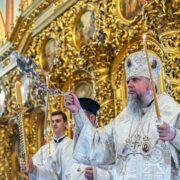 Варфоломій вручив нагороди та очолив Заупокійний канон у храмі Успіння