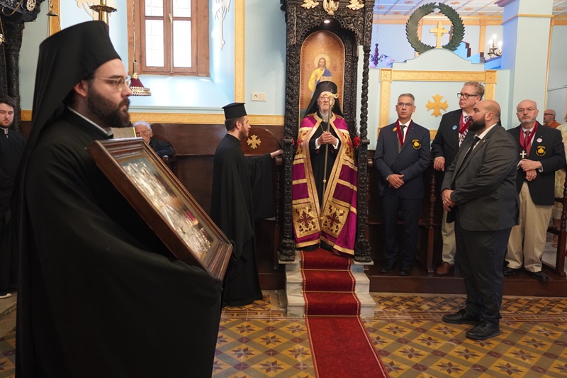 Варфоломій звернувся до молоді з мирною ініціативою на святкуванні річниці монастиря на острові Бююкада