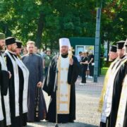 У Дніпрі вшанували пам'ять загиблих Героїв на День захисників України