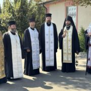 Освячення пам'ятника Героям України в Тарасівці: спільна молитва за полеглих захисників