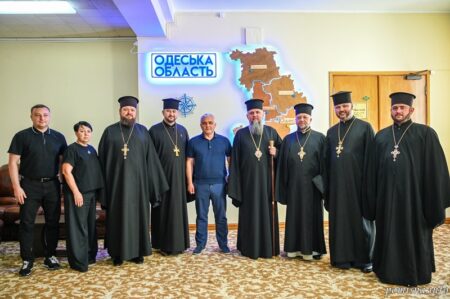 Митрополит Епіфаній на Одещині: роль Церкви в часи війни та підтримка суспільства