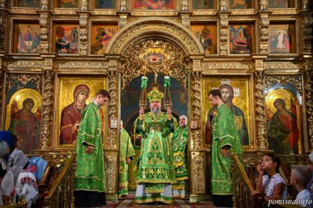 Митрополит Епіфаній очолив святкову літургію у Вінниці з нагоди Собору Вінницьких святих