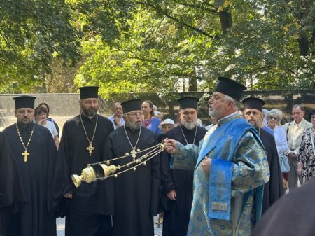 80 років депортації: митрополит Михаїл очолив молебень за жертв Холмщини