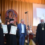 Відома бандуристка Віта-Вікторія Задорожна зустрілася з Патріархом Філаретом
