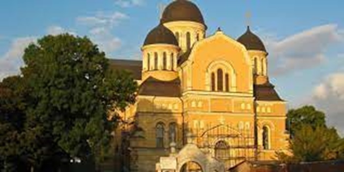 Як громада Берестечка рятує найбільший храм Волині