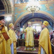 Митрополит Симеон очолив літургію у Вінниці та молився за перемогу України