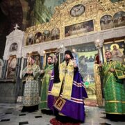 Єпископ Авраамій очолив молебень за перемогу в Києво-Печерській Лаврі