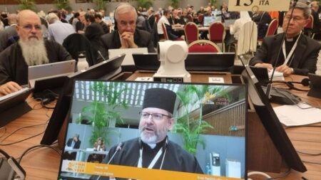Глава УГКЦ на Папському Синоді: Україна втомлена, але незламна