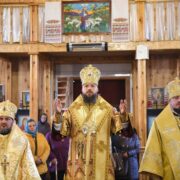 Молитва за мир і єдність: архієрейське богослужіння у Черняхові