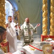 «Час чудес не минув»: єпископ Команський Михаїл про Божу благодать у житті християн 