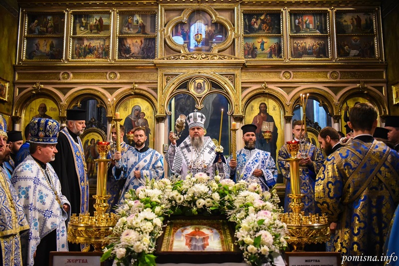 Всенічне бдіння в храмі святого Юрія Переможця очолив Митрополит Епіфаній