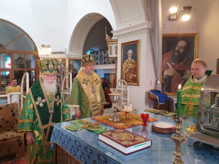 Урочисте вшанування архієпископа Даміана в Стрітенському соборі Херсона