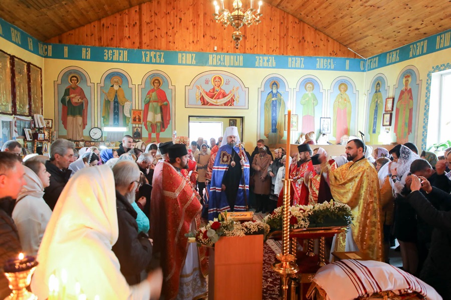 Божественна літургія та освячення стели пам’яті у Сукачах – вшанування святих Косьми і Даміана