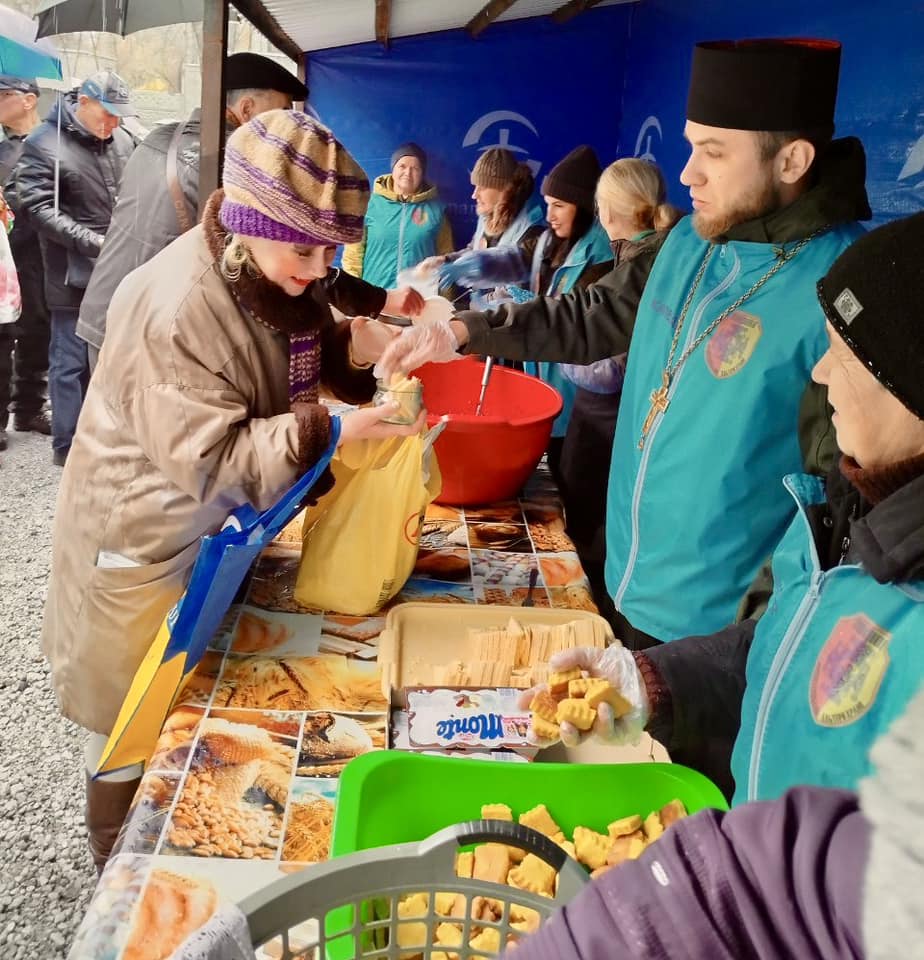 Ієромонах Феодосій Алісов про значення віри: «П’ять булок і дві консерви – вистачить для дива»