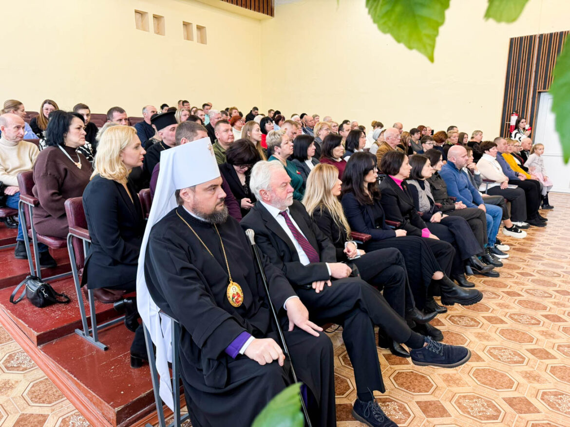 У Бородянці вшанували загиблих медиків під час вечора «Посвіт Пам’яті»