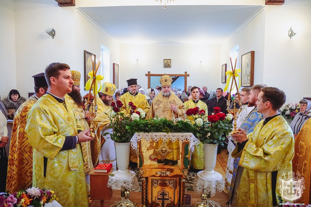 Митрополит Симеон освятив храм святої праведної Анни на Вінниччині
