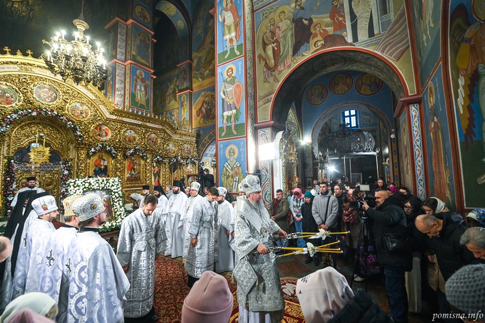 Блаженнійший Епіфаній провів різдвяну службу у Свято-Михайлівському соборі
