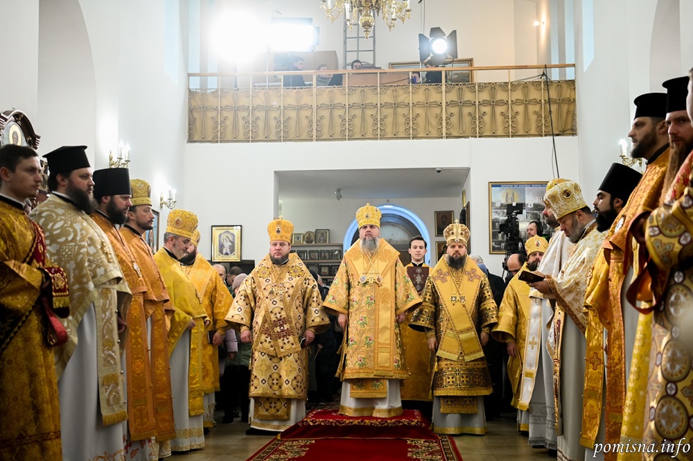 Божественна літургія в Бучі: молитва за Україну та підтримка воїнів