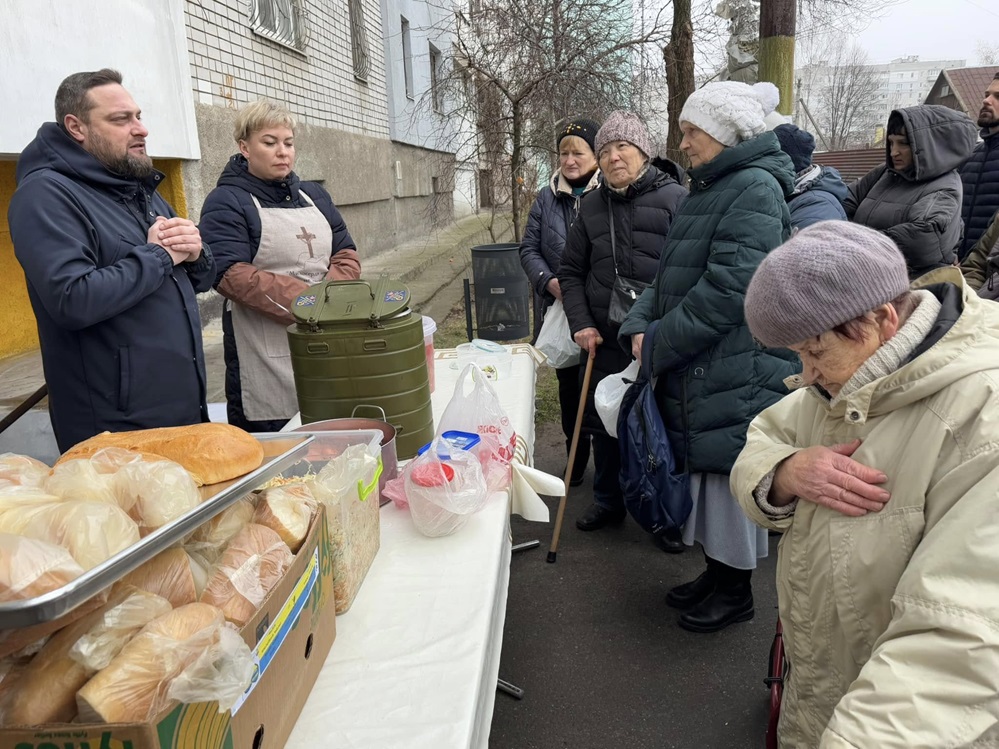 Соціальна ініціатива ПЦУ: у Дніпровській єпархії печуть хліб для малозабезпечених