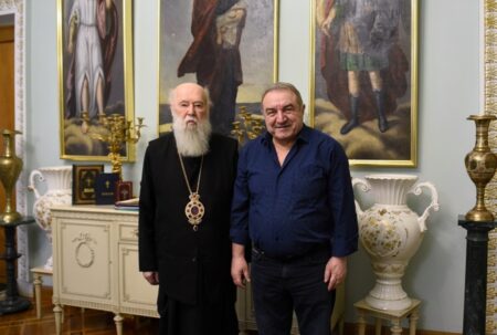 Зустріч Патріарха Філарета та Хачатура Хачатуряна: про війну, освіту та підтримку українців