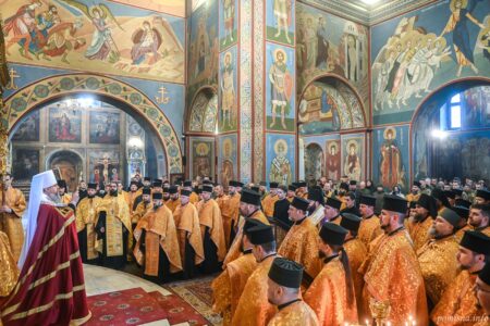 Національний день молитви: Митрополит Епіфаній закликав молитися за мир
