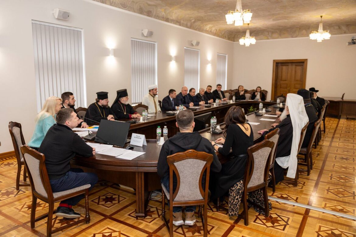 Національний день молитви: Львівська рада Церков змінила головуючого