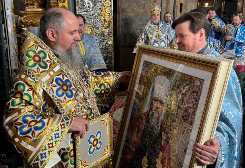 Образ пастиря: унікальний портрет Предстоятеля з 2883 світлин