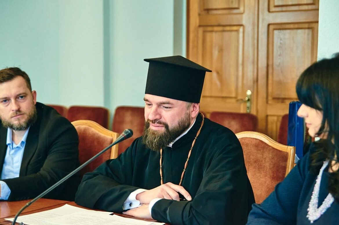 Відбулося установче засідання оновленої Громадської ради при МОН