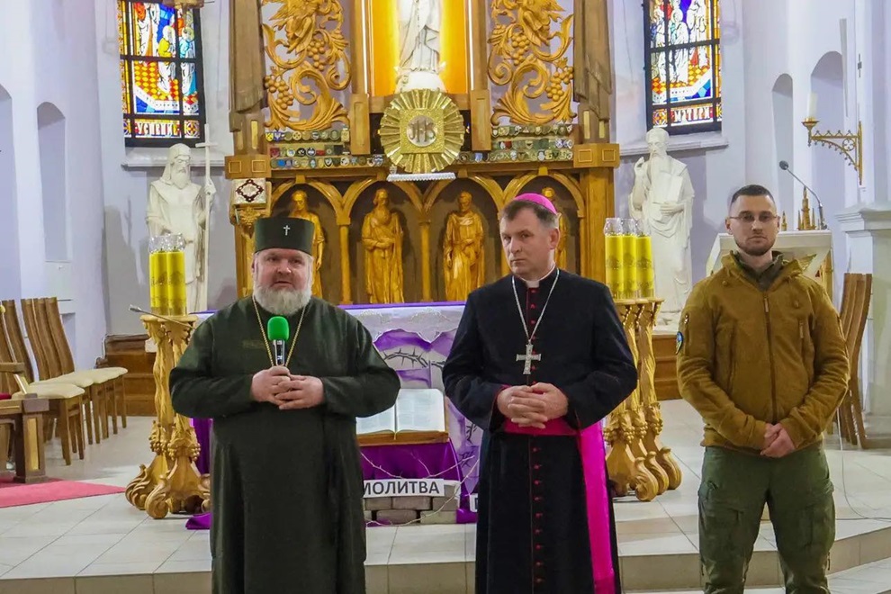 Військові капелани ОТУ «Харків» об’єдналися в молитві у день свята НГУ
