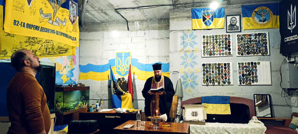 Духовний захист волонтерів: освячено приміщення та транспорт «Братства добрих сердець»