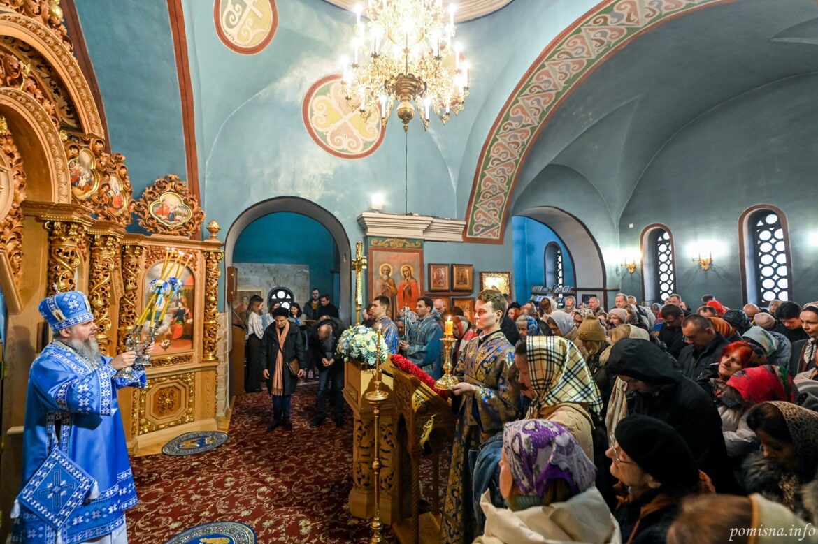 Свято Благовіщення у Києво-Видубицькому монастирі: Митрополит Епіфаній закликав до молитви за мир