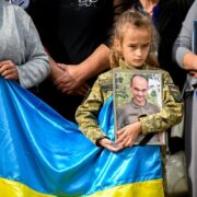 «Не залишайте людей у горі самих» – заклик Митрополита Епіфанія