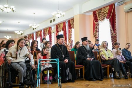 Свято любові та турботи: Митрополит Епіфаній з дітьми Оболоні