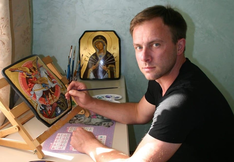 Ікони на броні: як художник із Кременця перетворює біль війни на святиню